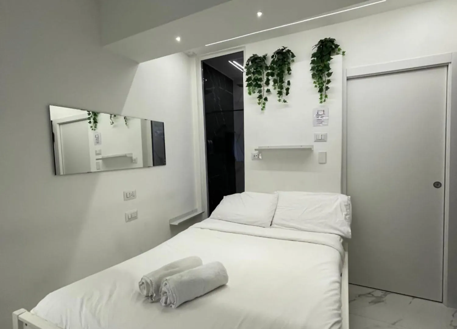 Luxury 5 Al Duomo Di Parma Apartment